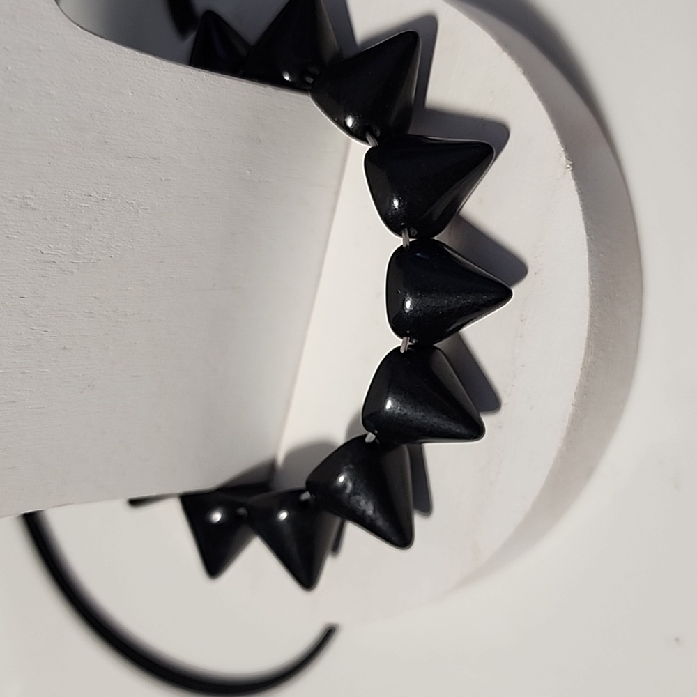 Black Obsidian spiky elastic bracelet